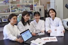 卒業研究：Gender&Health班が神戸新聞の取材を受けました【健康科学研究室】