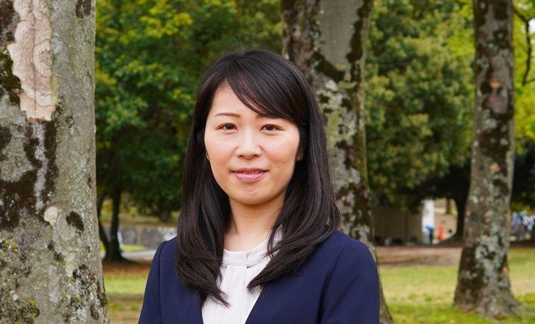 文山 知紗 専任講師