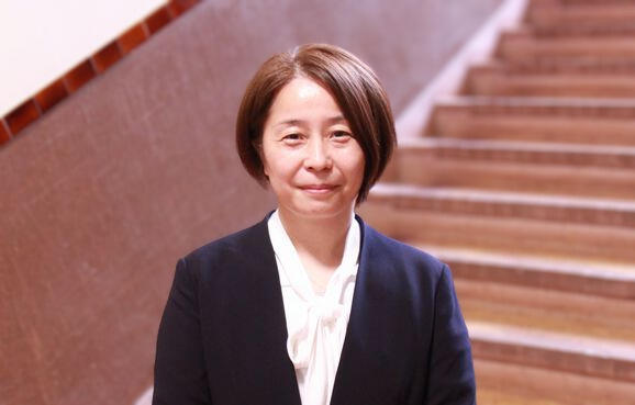 山下 麗 准教授